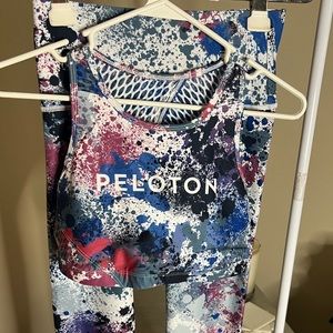 Peloton Women's WITH Matching Set